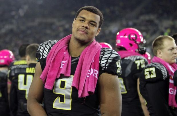 Oct 19, 2013; Eugene, OR, USA; Oregon Ducks defensive lineman Arik Armstead (9) against the Washington State Cougars at Autzen Stadium. Mandatory Credit: Scott Olmos-USA TODAY Sports