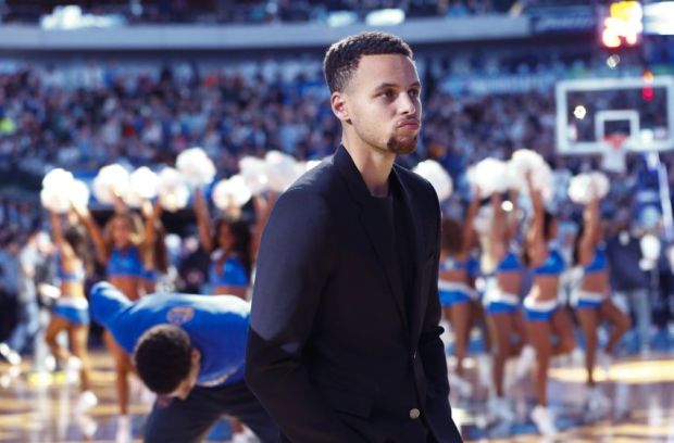 Dec 30, 2015; Dallas, TX, USA; Golden State Warriors injured guard Stephen Curry (30) before the game against the Dallas Mavericks at American Airlines Center. Mandatory Credit: Kevin Jairaj-USA TODAY Sports
